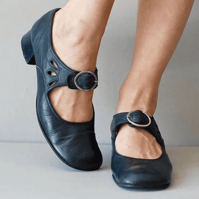 EVA - Des chaussures en cuir uniques